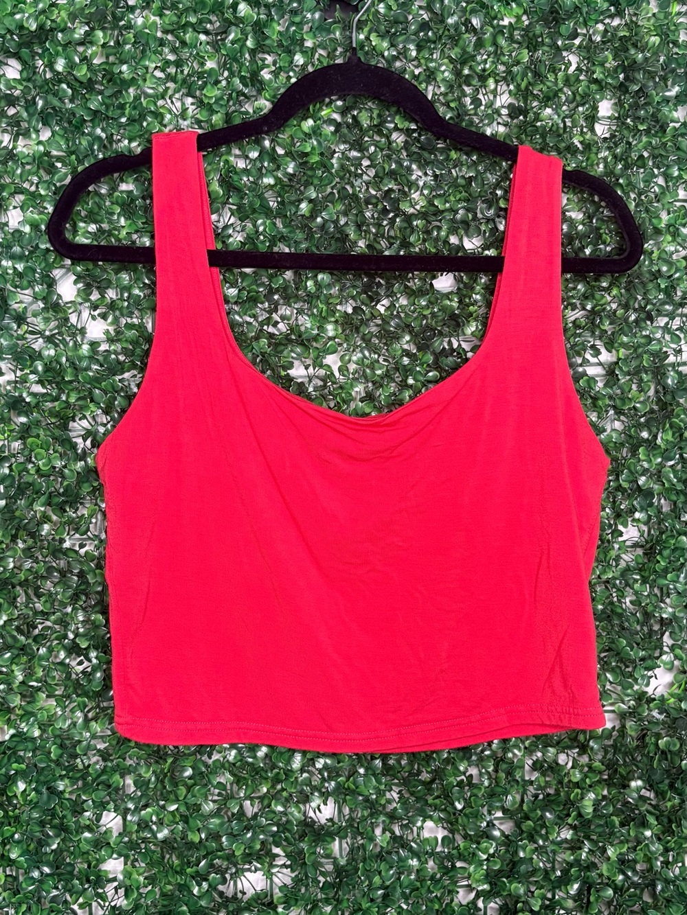 zeagoo Red Cropped Scoop Neck Tank Top